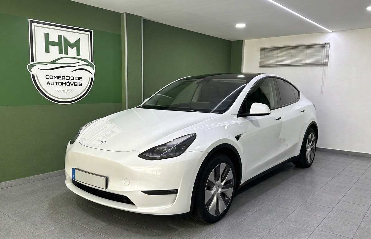 TESLA MODEL Y ( IVA DEDUTIVEL )